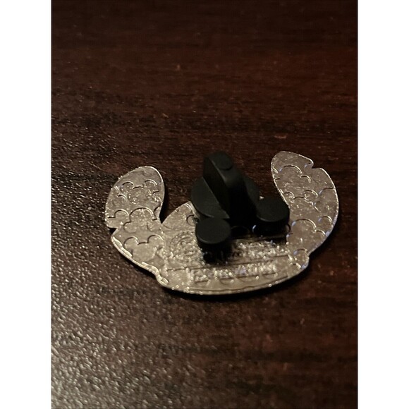 Disney Stitch Emoji Blitz Happy Booster Trading Pin - Picture 3 of 4